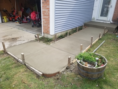 New front stoop and walkway